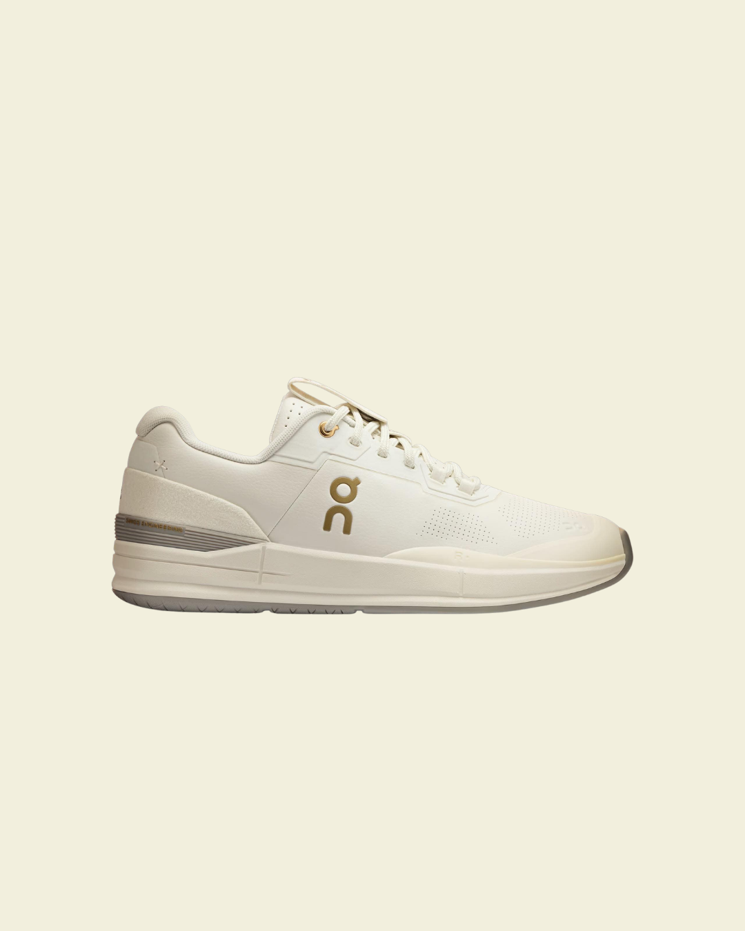 THE ROGER Pro Ace Ivory | Fog